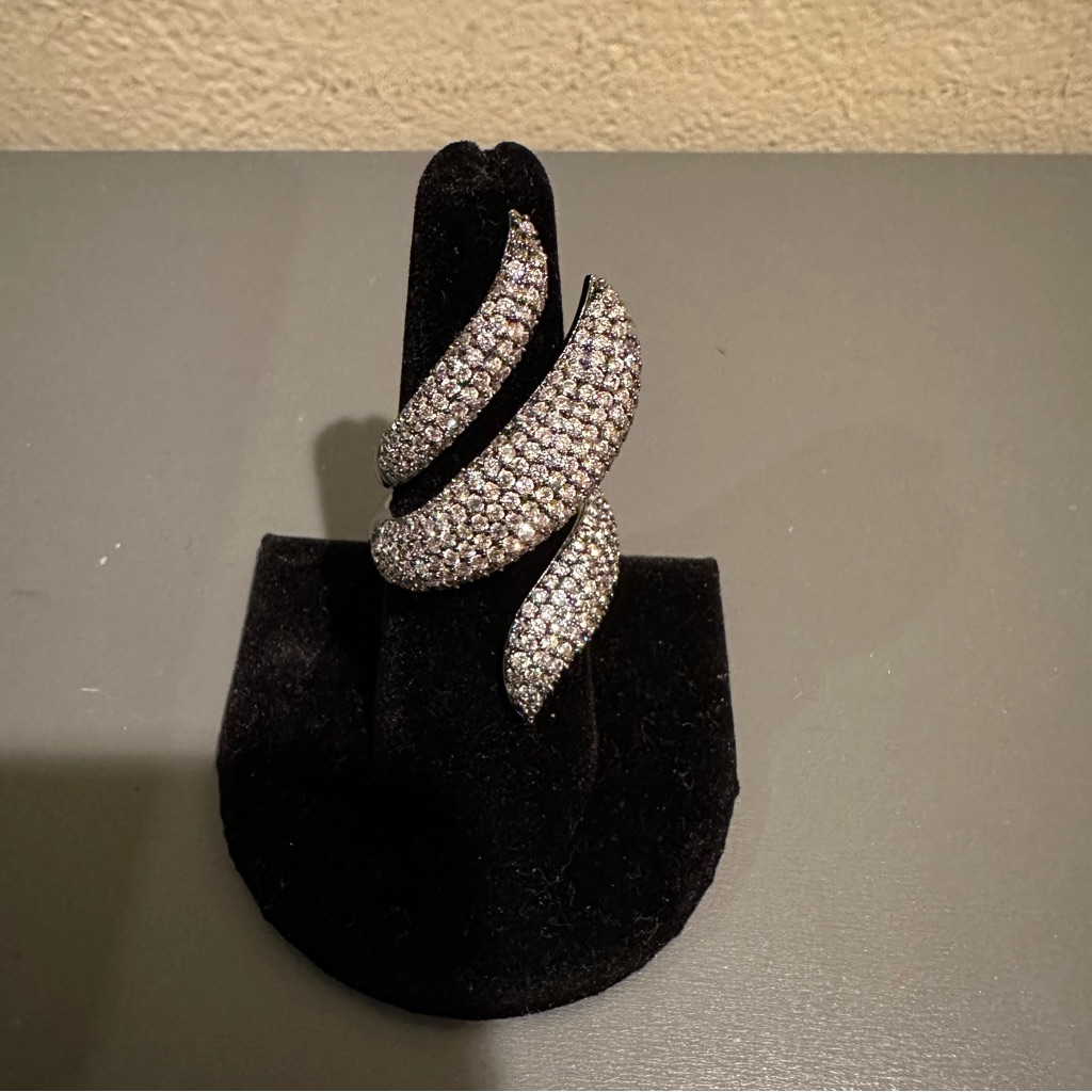 Noir Nyc Jewelry Dazzling Silver Crystal Women's Ring Size 7